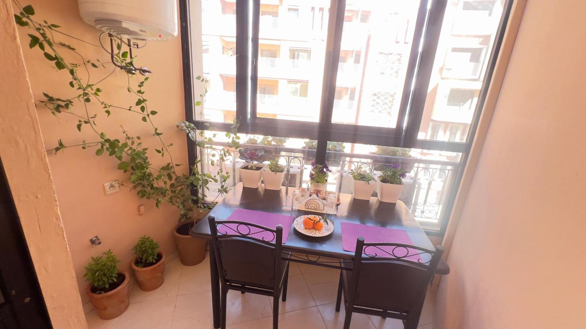 Magnifique Appartement Spacieux Confort Propre Familial 2 Chambres Salon Et Salle A Manger A 20Mn A Pied De Place Jemaa El Fina 4 Piscines Dans Espace De Golf A 12 Mn En Voitures L Entree Est Gratuit Pour La Clientele Ouvert Entre 10H Et 20H Marraquexe Exterior foto