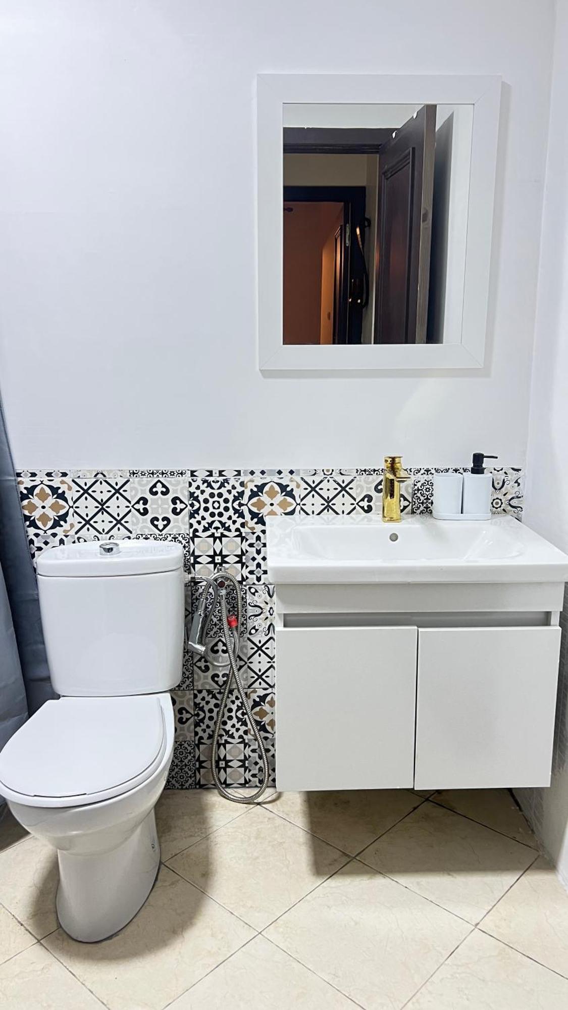 Magnifique Appartement Spacieux Confort Propre Familial 2 Chambres Salon Et Salle A Manger A 20Mn A Pied De Place Jemaa El Fina 4 Piscines Dans Espace De Golf A 12 Mn En Voitures L Entree Est Gratuit Pour La Clientele Ouvert Entre 10H Et 20H Marraquexe Exterior foto