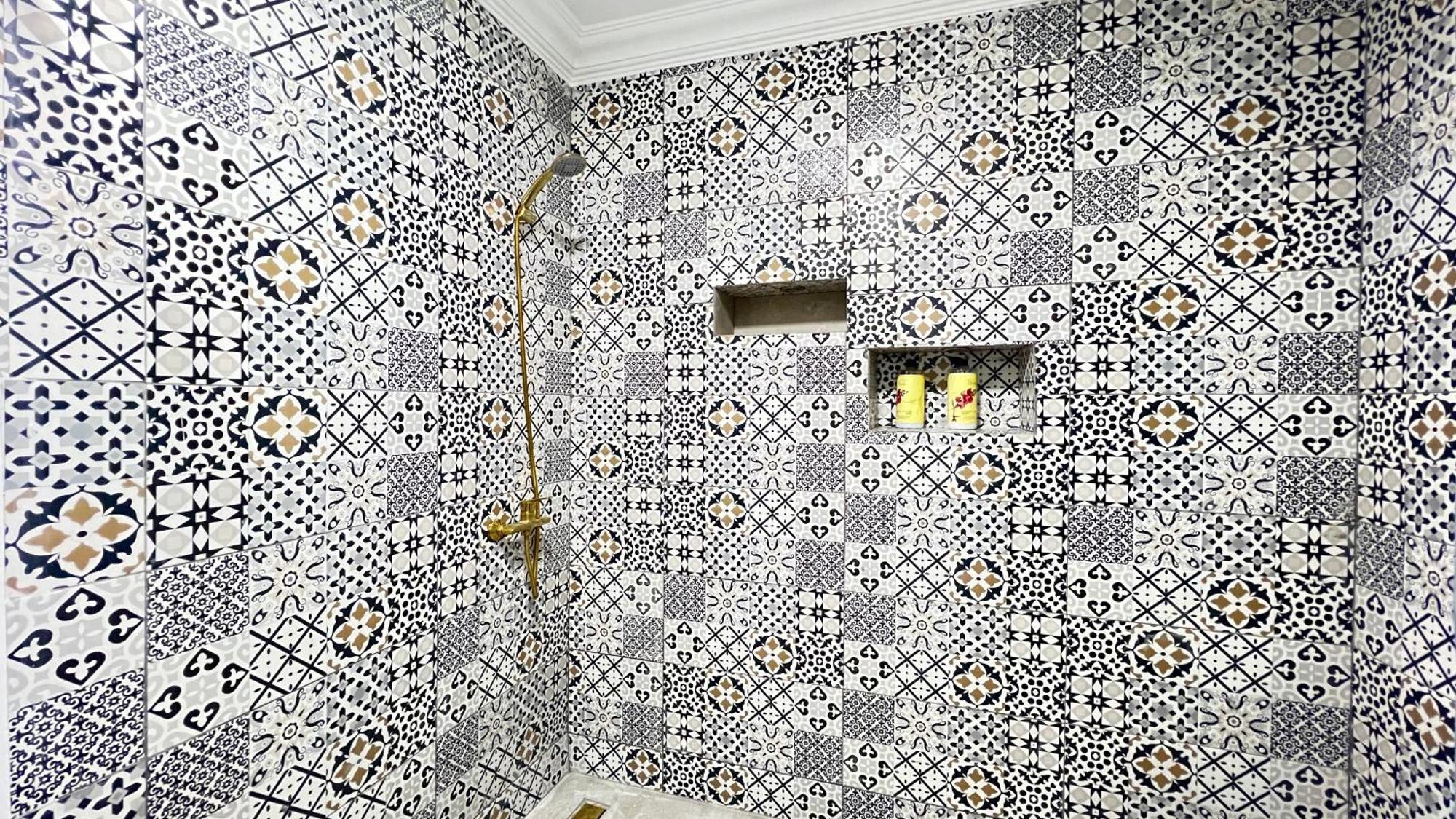 Magnifique Appartement Spacieux Confort Propre Familial 2 Chambres Salon Et Salle A Manger A 20Mn A Pied De Place Jemaa El Fina 4 Piscines Dans Espace De Golf A 12 Mn En Voitures L Entree Est Gratuit Pour La Clientele Ouvert Entre 10H Et 20H Marraquexe Exterior foto